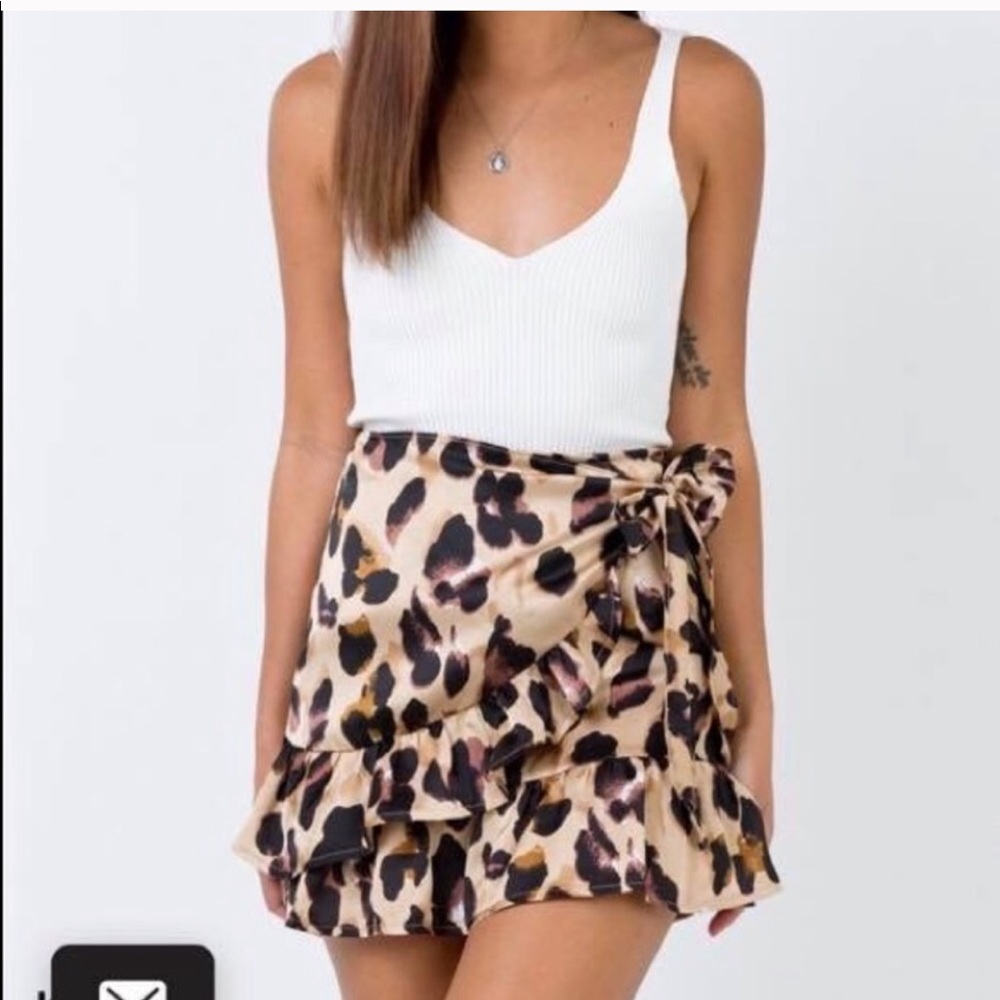 Princess Polly cheetah skirt